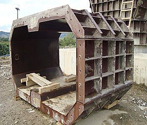 Опалубка мостовых опор индивидуального изготовления